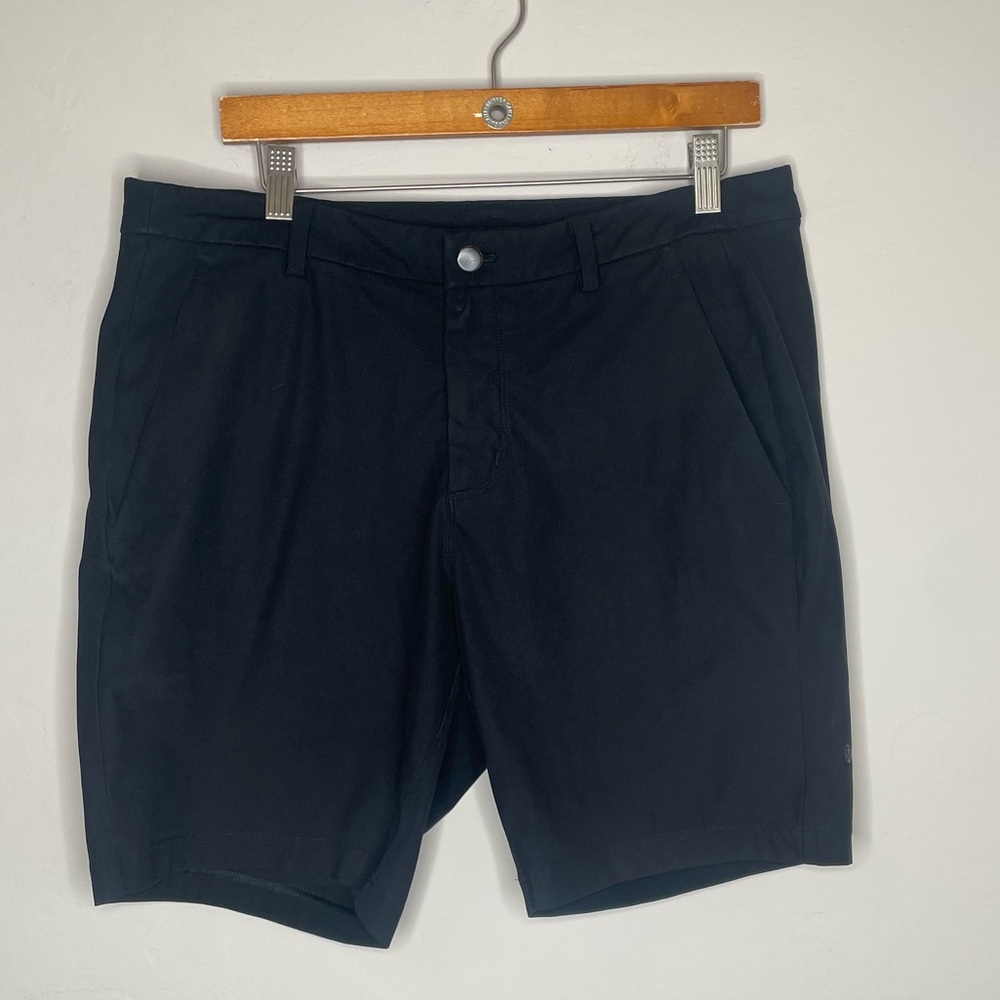Lululemon Mens Shorts ABC Size 36 black Classic Performance 9” inseam